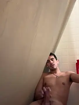 papichulo102099 online show from March 19, 7:29 pm