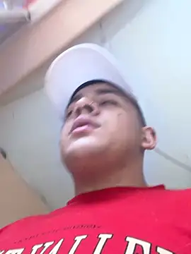 OliverTabordaa online show from April 20, 5:05 pm