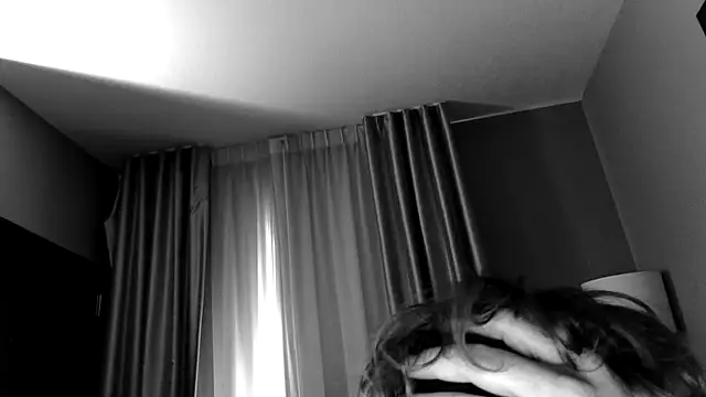 Snapshot of Girthystr8 chatting on March 20, 11:42 pm Girthystr8 online show from March 20, 11:42 pm