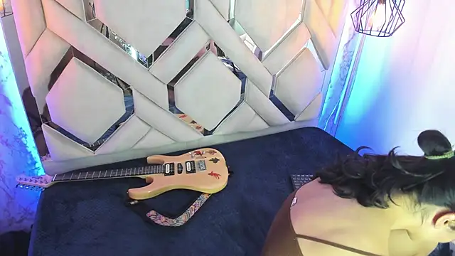 Mystical meteor online show from April 21, 1:42 am