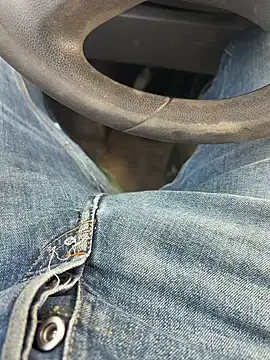 NonrigidFolderol online show from March 5, 11:28 am