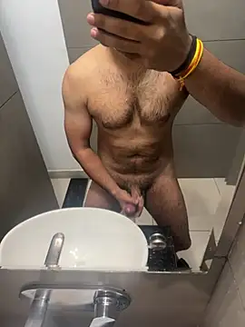 Vibrator2509 online show from April 6, 9:05 pm