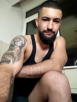 Snapshot of Tommy_Porn_ chatting on April 12, 9:09 pm Tommy Porn online show from April 12, 9:09 pm