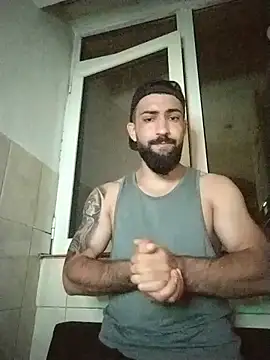 Tommy Porn  online show from June 6, 10:25 pm
