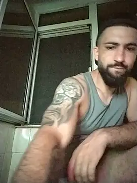 Tommy Porn  online show from June 13, 9:35 pm