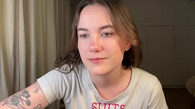 summerxo online show from March 11, 3:01 am