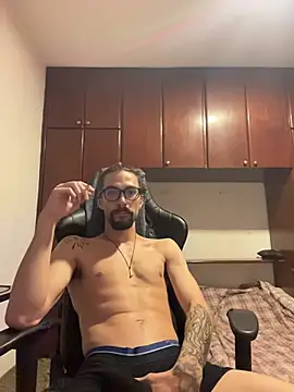 psycrema online show from April 18, 9:59 pm