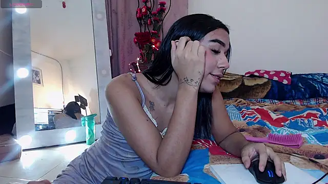 Candyy doll   online show from April 7, 5:52 am