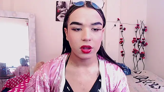 Candyy doll   online show from April 21, 7:39 pm