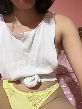 Snapshot of Venussexy4 chatting on March 5, 7:04 am Venussexy4 online show from March 5, 7:04 am