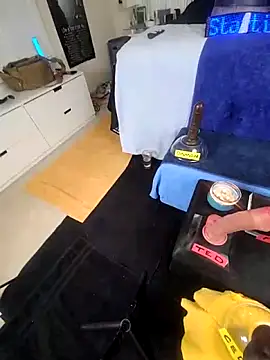 FantasyMan-BiWM online show from April 10, 1:22 am