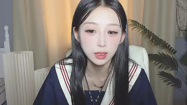 Snapshot of JJ-JIANGJIANG chatting on June 7, 8:40 am JJ-JIANGJIANG online show from June 7, 8:40 am