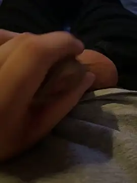 YoUnGbOy2018 online show from April 17, 11:08 pm