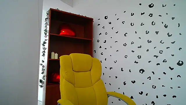 Nionelly online show from March 25, 9:37 am