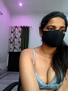 Snapshot of Itz_ishu chatting on April 27, 11:41 am Itz ishu online show from April 27, 11:41 am