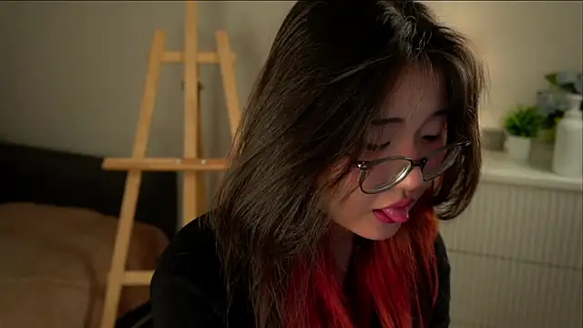 NelleMihalko online show from March 24, 1:16 pm