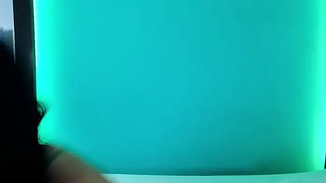 Emma AH online show from April 22, 7:48 pm