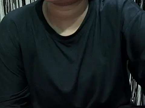 Snapshot of NayraG chatting on June 18, 5:50 pm NayraG online show from June 18, 5:50 pm