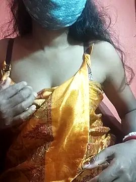 Snapshot of Horny_Natasa_ chatting on April 4, 6:00 am Horny Natasa online show from April 4, 6:00 am