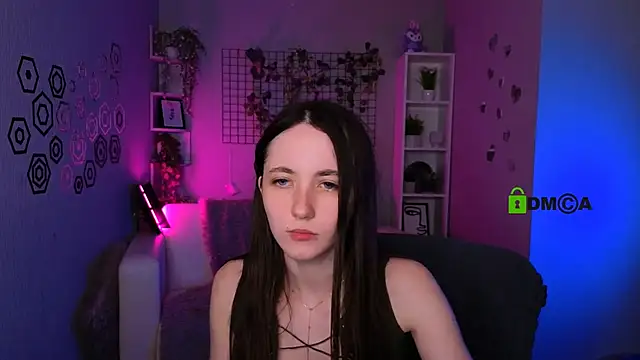 Snapshot of bella_dorn chatting on June 1, 4:14 am bella dorn online show from June 1, 4:14 am