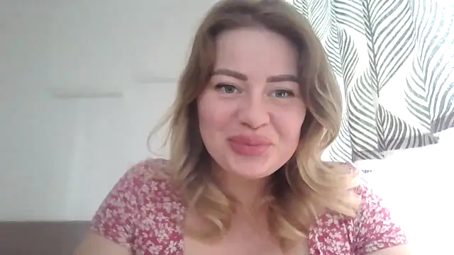 UrLadySecret online show from March 10, 9:25 am