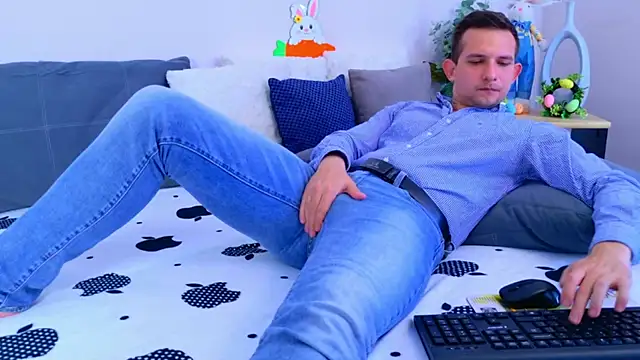 Jimmy Doss online show from April 6, 1:12 pm