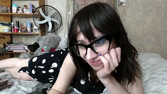 Snapshot of Barbie_Rococo chatting on May 22, 6:02 pm Barbie Rococo online show from May 22, 6:02 pm