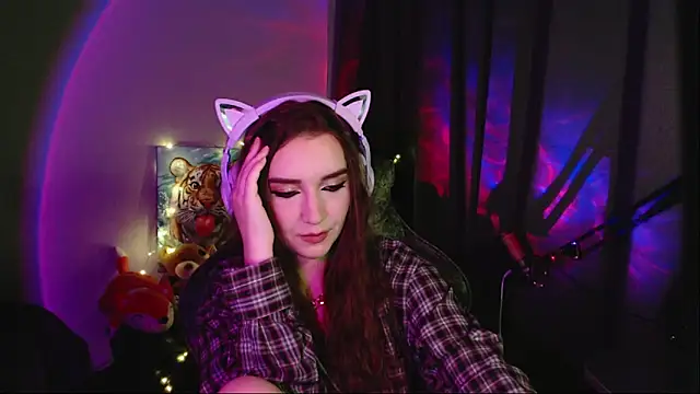 Celia Sensual  online show from June 6, 7:40 pm