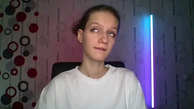 Snapshot of Chrissy_Joyful chatting on May 5, 5:04 am Chrissy Joyful online show from May 5, 5:04 am