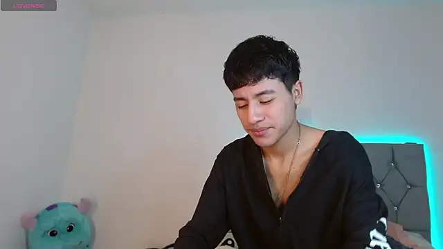 Snapshot of Sebas_fire4 chatting on April 30, 3:51 pm Sebas fire4 online show from April 30, 3:51 pm