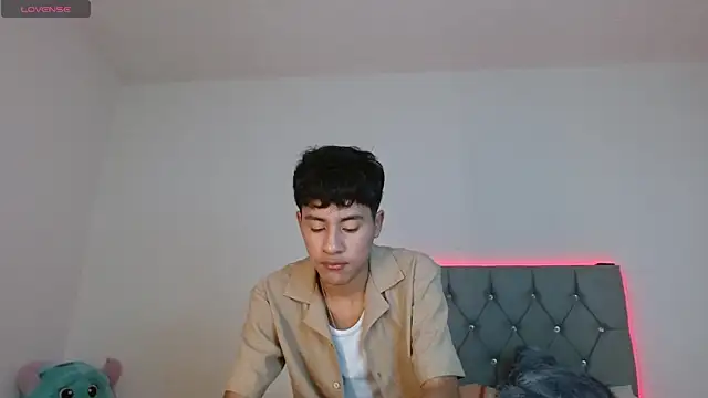 Snapshot of Sebas_fire4 chatting on May 16, 9:57 pm Sebas fire4 online show from May 16, 9:57 pm