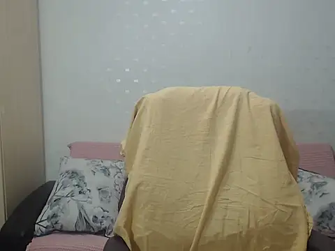 BlondEagleMuscle online show from March 25, 8:15 pm