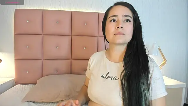 ScarletMoonnn online show from March 10, 10:59 pm