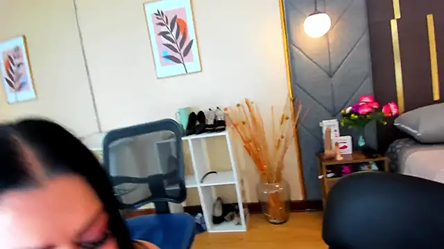 SofiiMontes online show from March 21, 12:10 pm