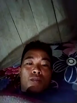 Snapshot of mylove-cute chatting on April 28, 3:06 pm mylove-cute online show from April 28, 3:06 pm