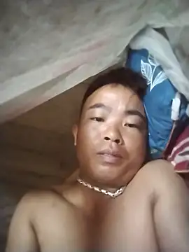 Snapshot of mylove-cute chatting on May 26, 9:33 pm mylove-cute online show from May 26, 9:33 pm