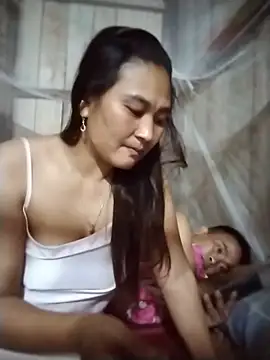 Snapshot of mylove-cute chatting on July 23, 12:36 pm mylove-cute online show from July 23, 12:36 pm