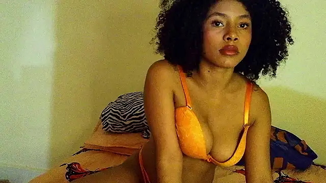 Larita curly online show from March 26, 8:03 pm