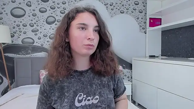 Snapshot of JosephineRows chatting on June 3, 12:30 pm JosephineRows online show from June 3, 12:30 pm