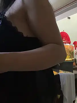 Rinn99 online show from April 10, 3:39 pm