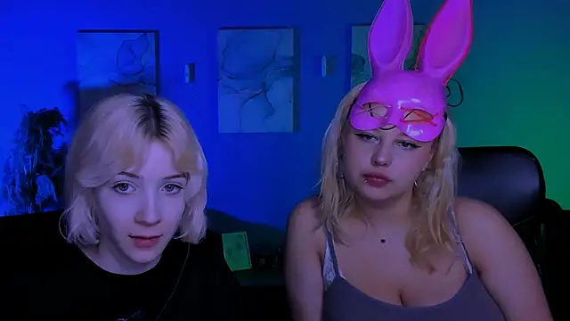  sabrina moore online show from March 31, 8:48 am