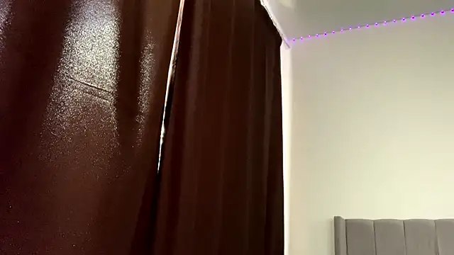 Kissme Kira online show from April 25, 9:56 am