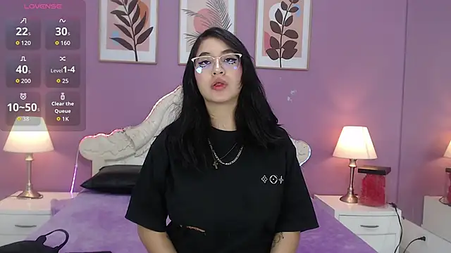 YayaQueen online show from June 13, 12:03 pm