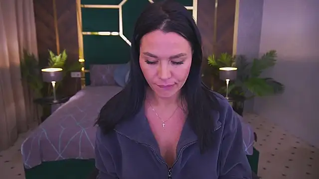 Casey Min online show from March 25, 7:36 am