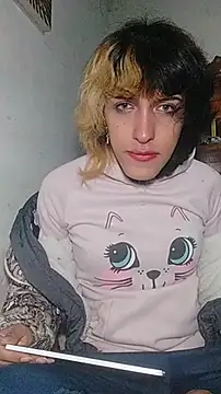 MakiMorningstar online show from March 30, 8:26 am