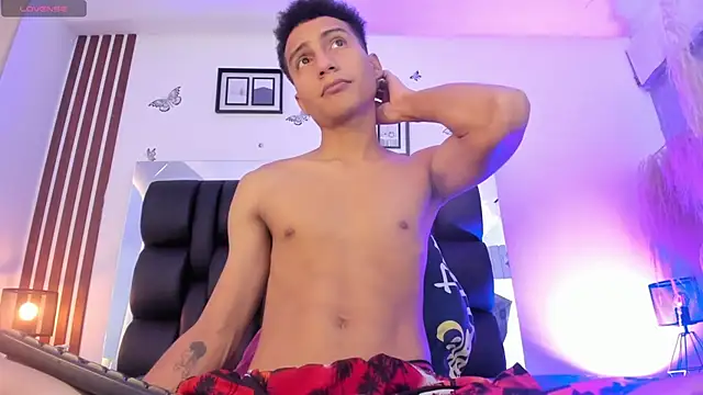 choco dick  online show from March 31, 8:09 pm