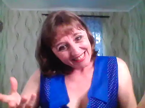 Alisaprice077 online show from April 29, 3:16 pm