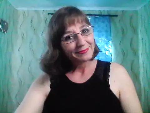 Snapshot of Alisaprice077 chatting on May 8, 2:00 pm Alisaprice077 online show from May 8, 2:00 pm
