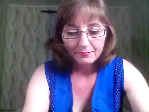 Snapshot of Alisaprice077 chatting on May 19, 6:03 pm Alisaprice077 online show from May 19, 6:03 pm