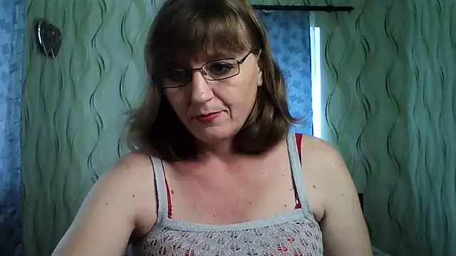 Snapshot of Alisaprice077 chatting on July 23, 1:42 pm Alisaprice077 online show from July 23, 1:42 pm